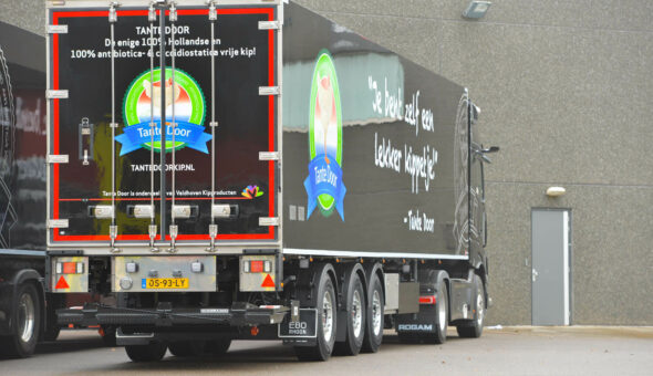 Isotherm semi-trailer for refrigated meat transport with lots custom spefications